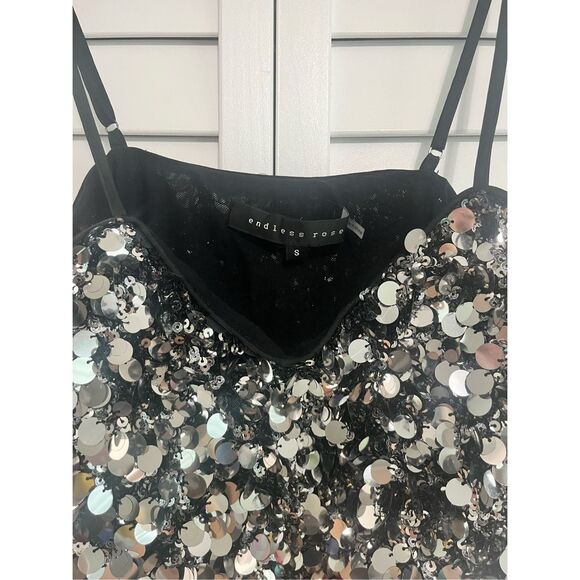 Endless Rose Stretched Sequin Top Size S NWOT - Picture 5 of 7